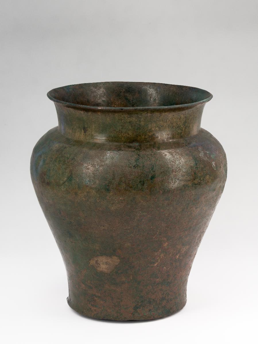 Konisches Bronzegfäß (Eimer)