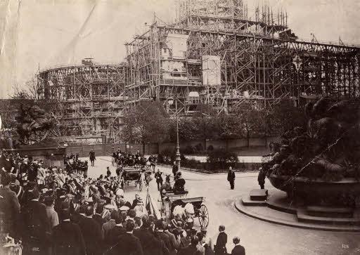 Feier zum 200-jährigen preußischen Krönungsjubiläum im Alten Museum, Ankunft von Kaiser Wilhelm II., Blick von der Freitreppe auf den zu errichtenden Berliner Dom