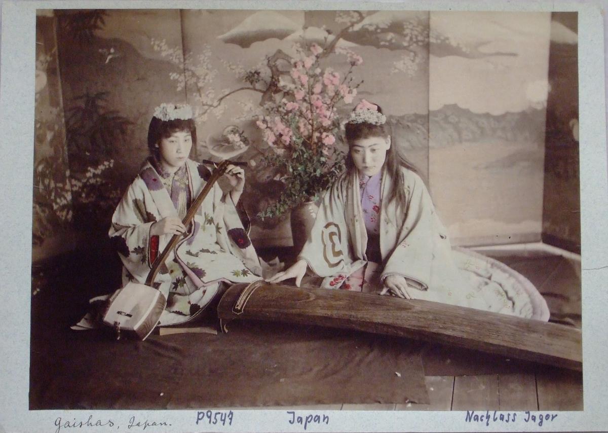 "Geishas"