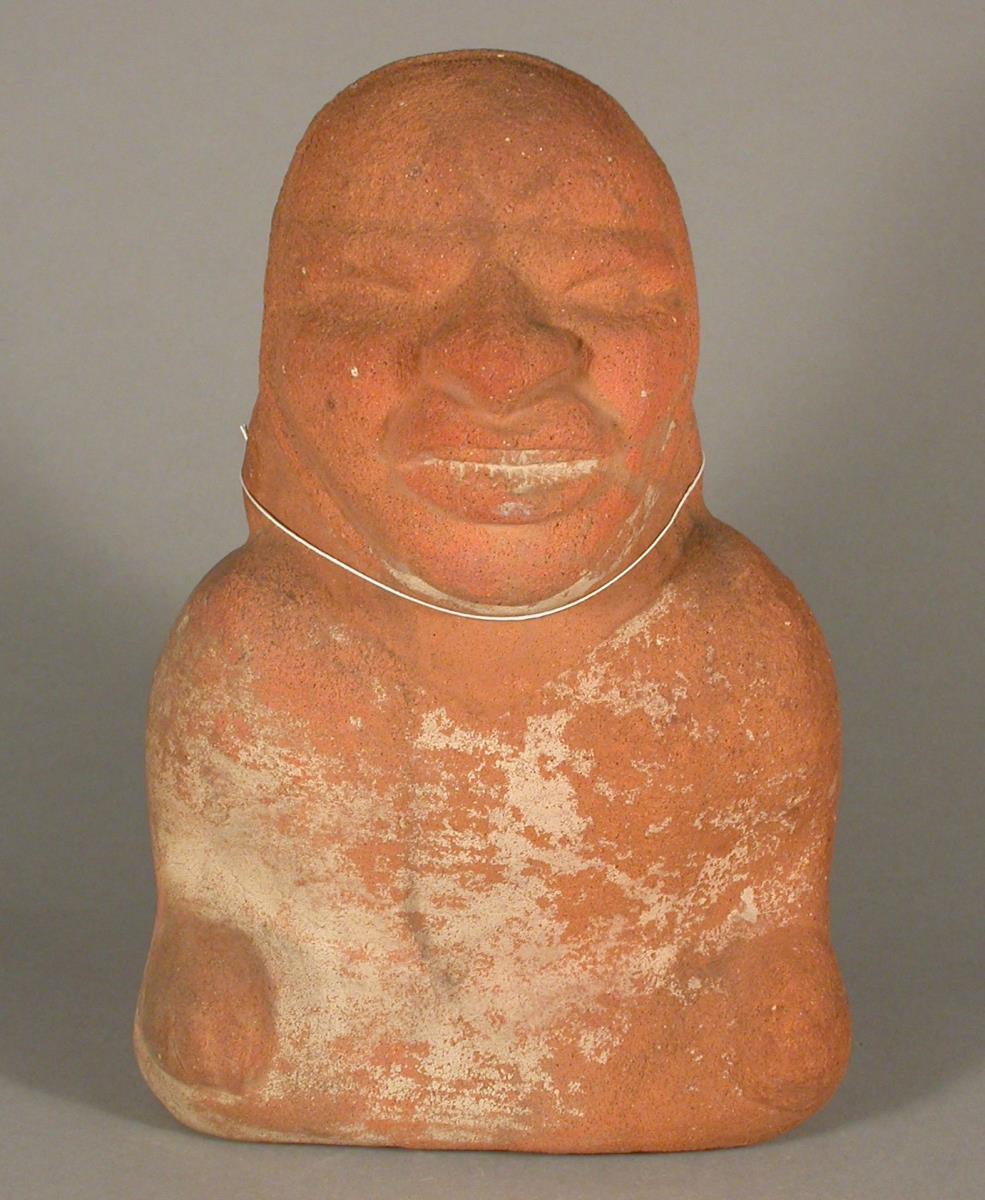 Sitzende anthropomorphe Figur