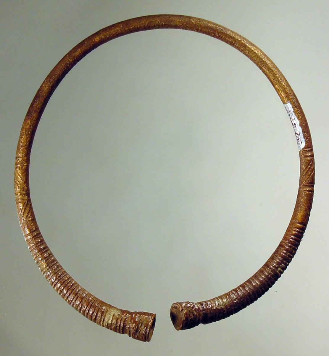 Halsring (Kolbenhalsring der Jastorf-Kultur, ähnlich einem keltischen Torques)