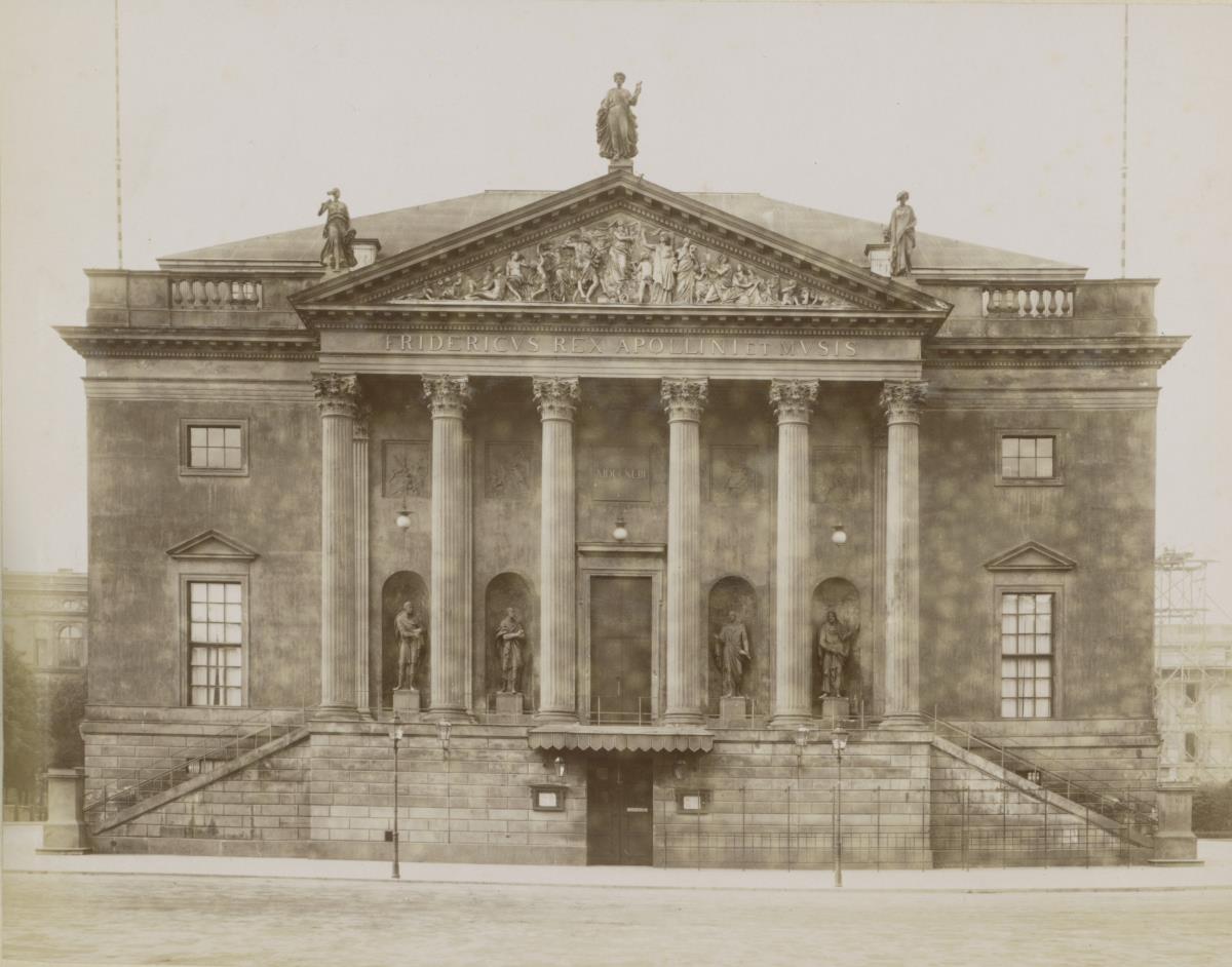 Berlin, Unter den Linden, Staatsoper
