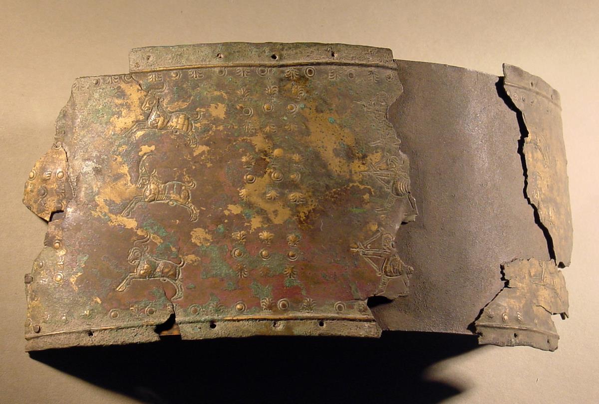 Urartäisches Gürtelfragment
