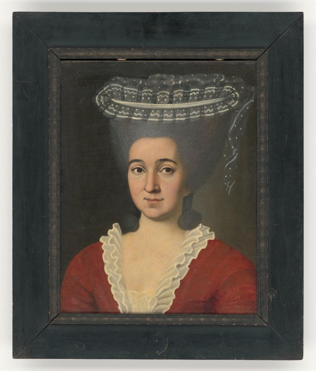 Porträt einer Frau mit Hochfrisur und Haube
