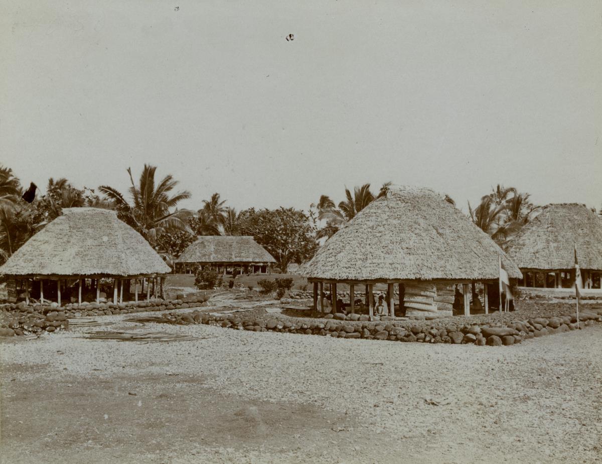 "Partie aus Gataivai, Südküste v. Savaii, Samoa."