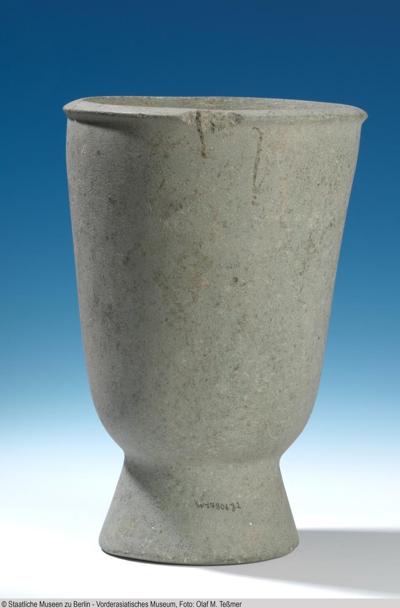 Fußbecher