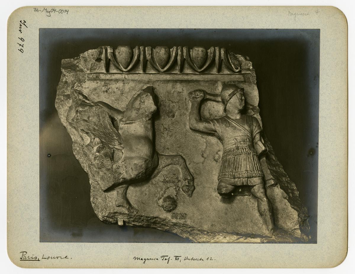Magnesia am Mäander, Artemision, Westfries (Aufstellung in Paris, Musée du Louvre)