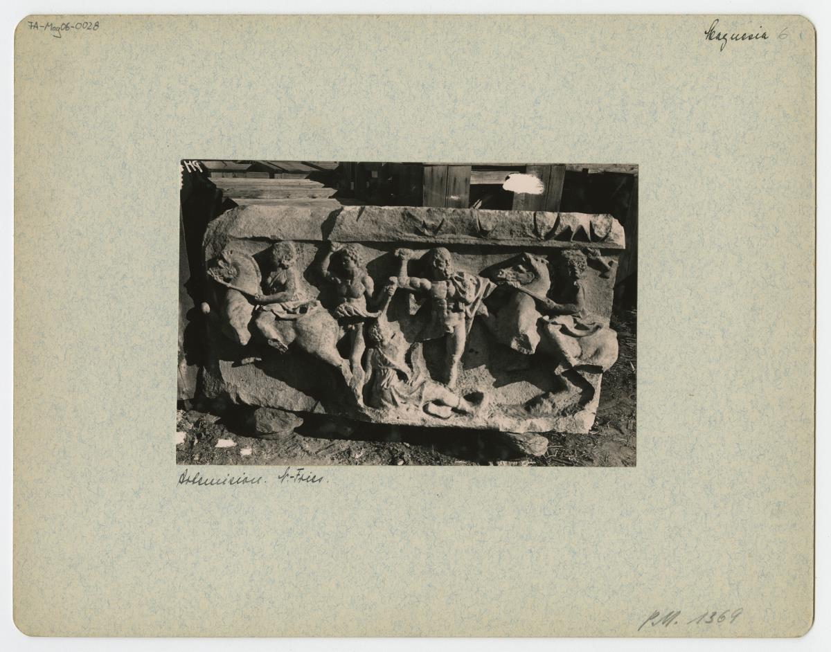 Magnesia am Mäander, Artemision, Nordfries