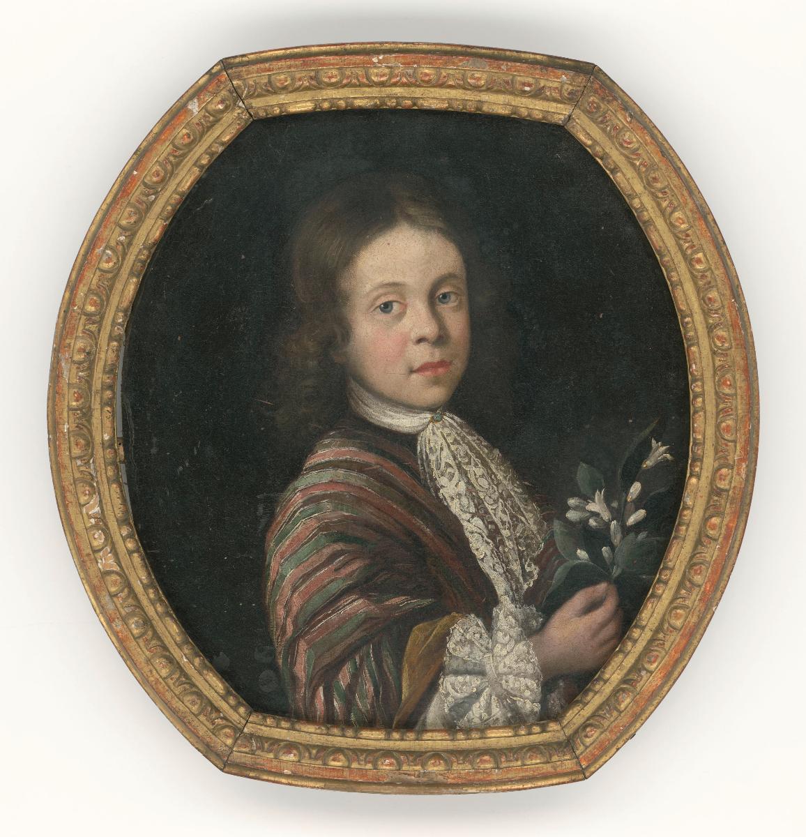Porträt eines Kindes mit Spitzenbinde und Blume in der Hand