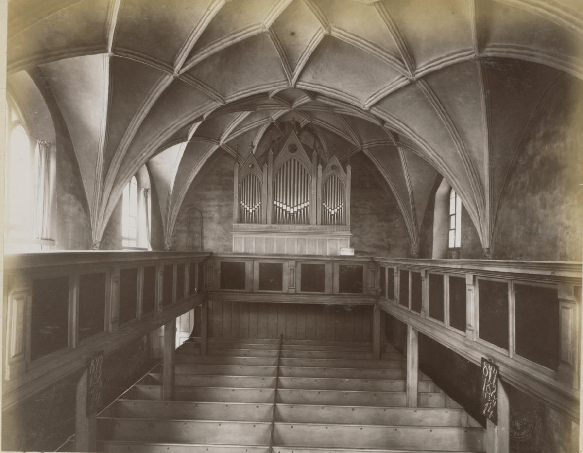 Berlin, Heilig-Geist-Kapelle, Orgel