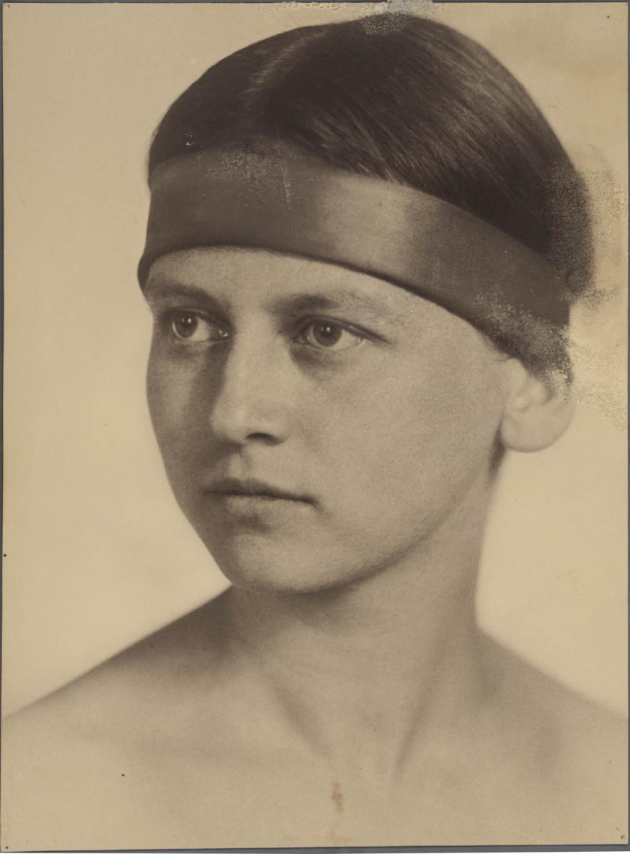 Porträt Hilde