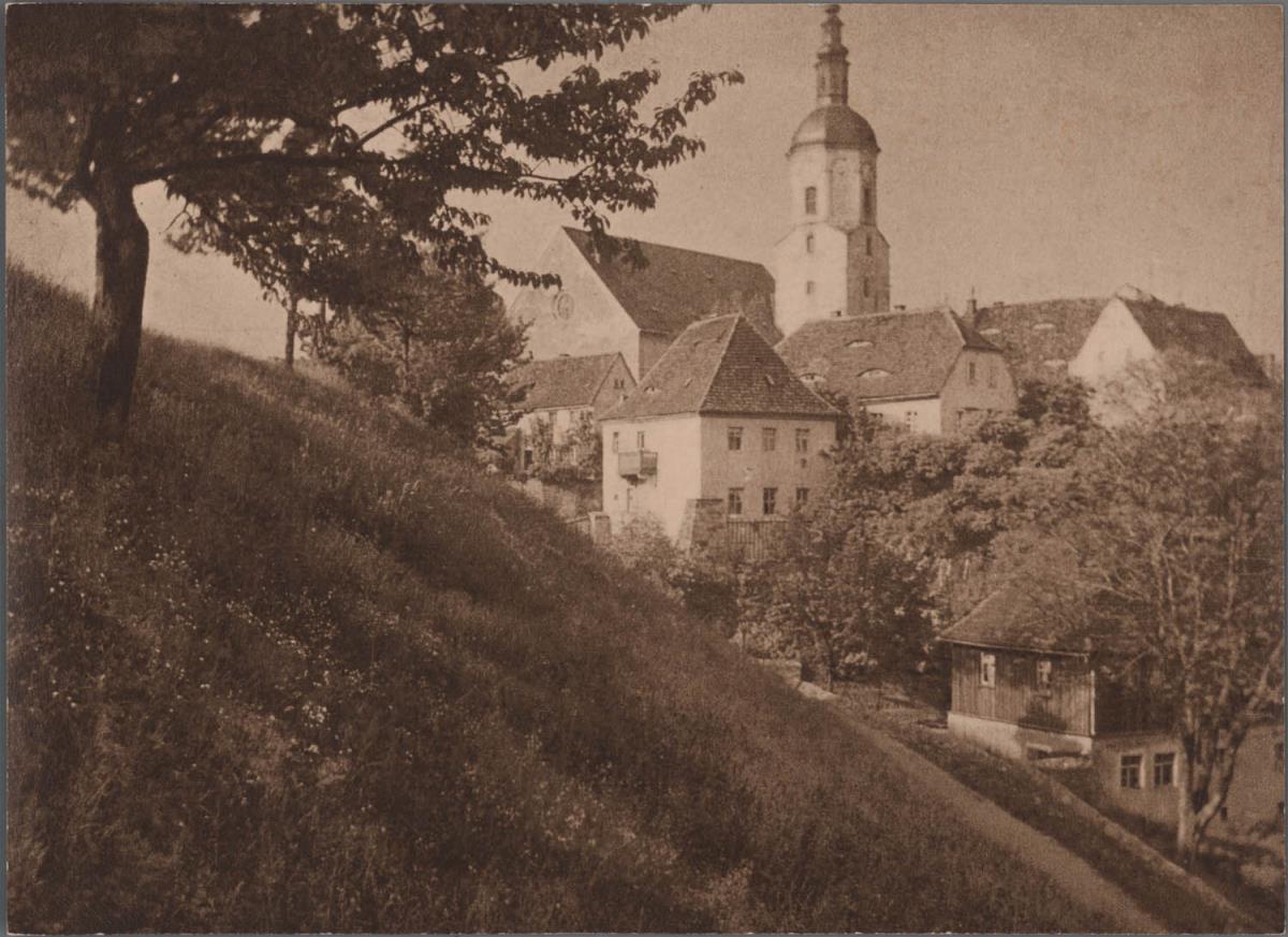 Kirche im Dorf