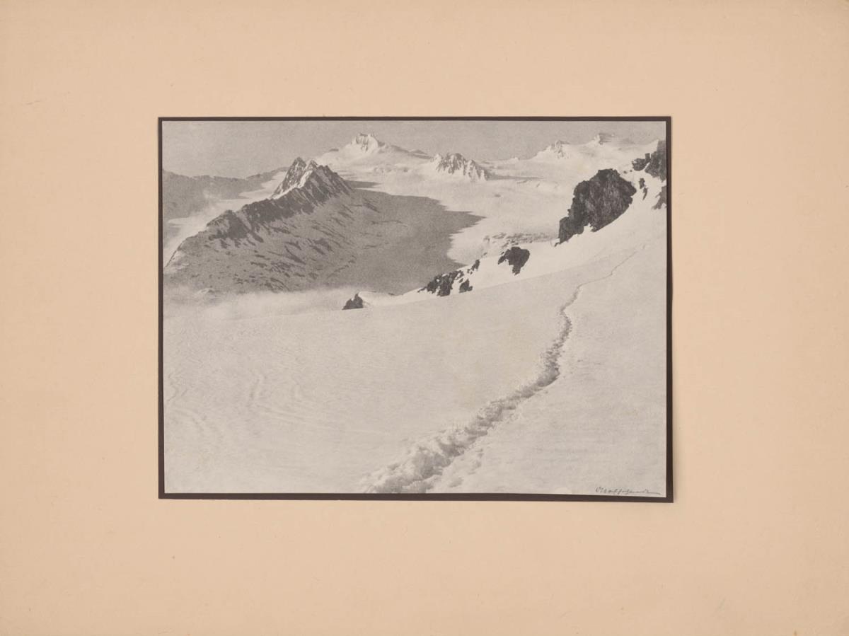 Berglandschaft mit Schnee
