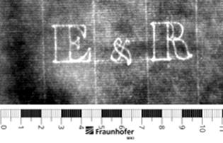 Ein ägyptisierendes Grab & Eine Fahnenspitze & Ein Kandelaber & Das Mausoleum von Halikarnassos & Ein überkuppelter Rundbau & Spitze eines Rundturmes & Ein Krug
