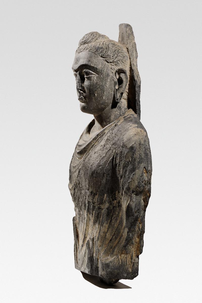 Büste eines Buddha