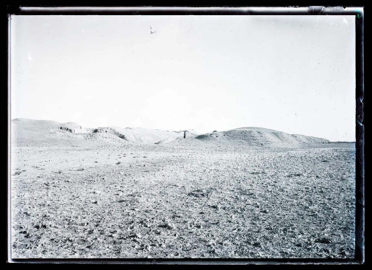 al-Dschausaq al-Chaqani, Bab al-ʿAmma, Schutthügel