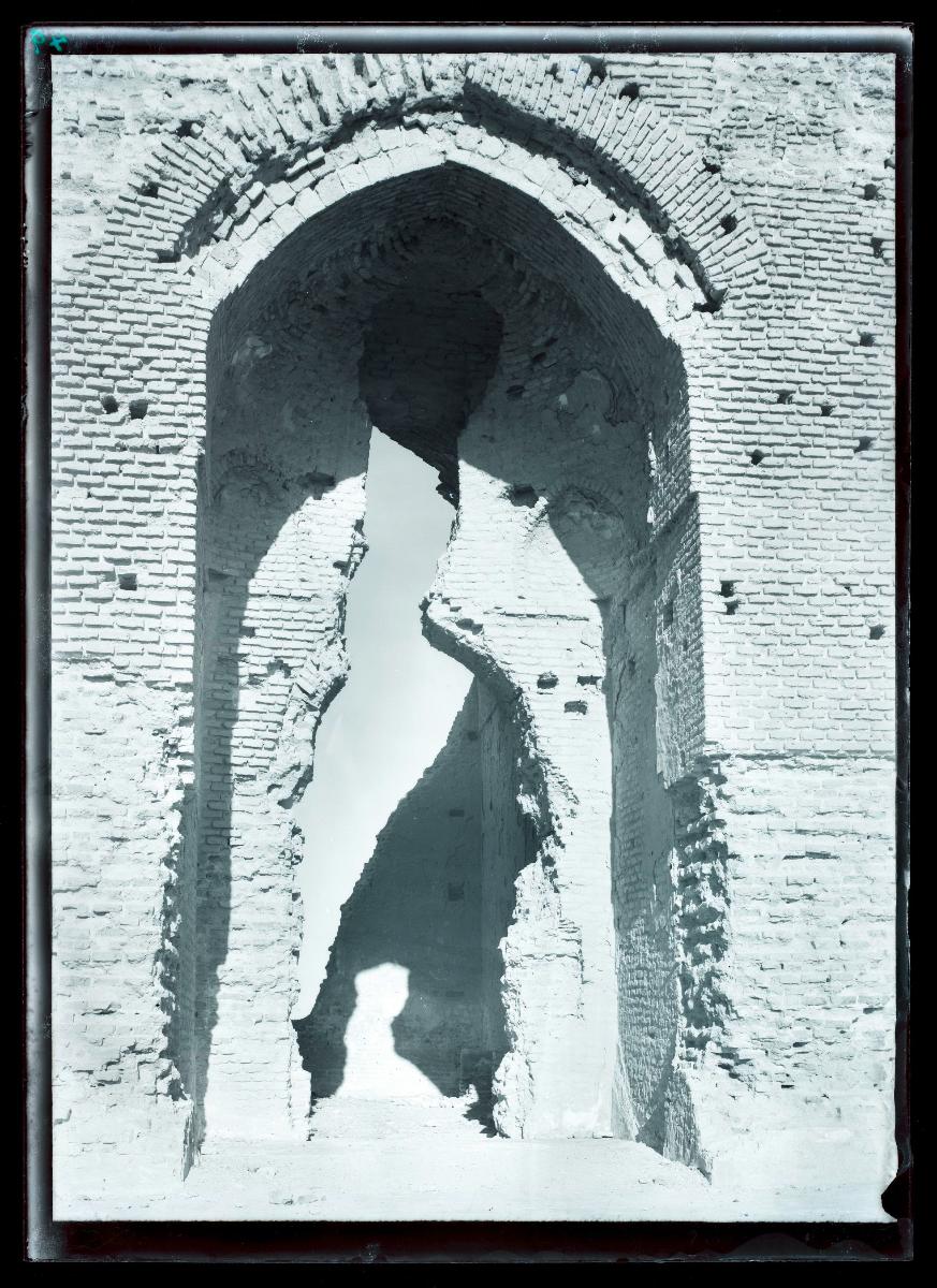 al-Dschausaq al-Chaqani, Bab al-ʿAmma, Torbogen von Westen