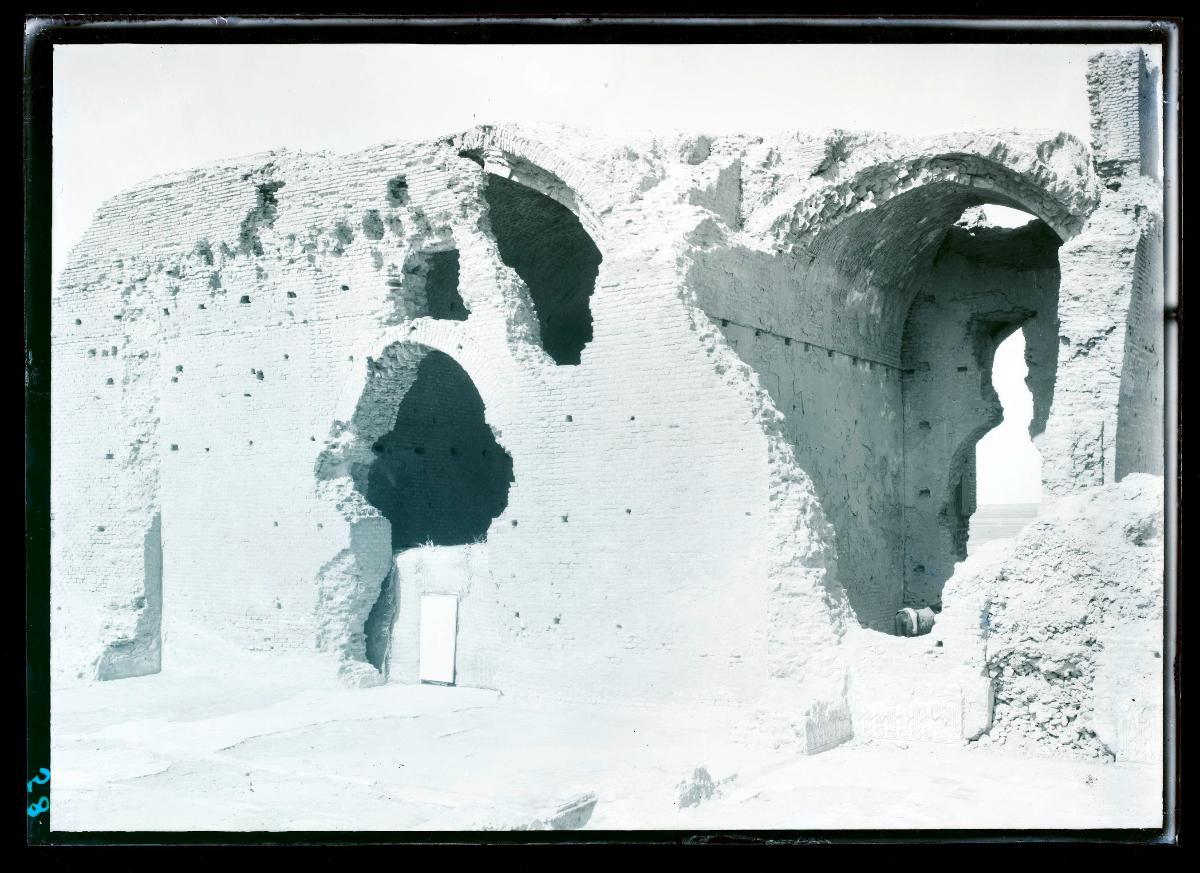 al-Dschausaq al-Chaqani, Bab al-ʿAmma, Stuckfragmente (Ornament Nr. 251)