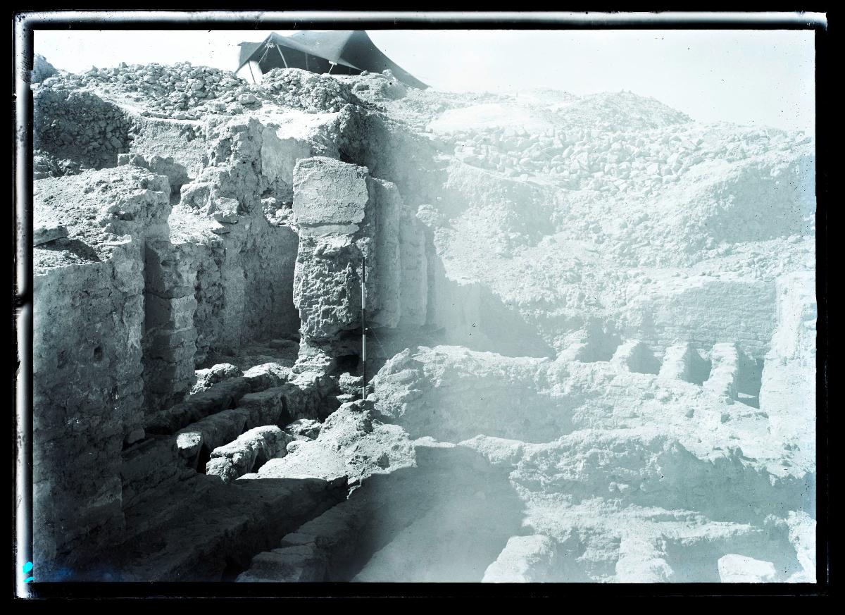 al-Dschausaq al-Chaqani, Badeanlage?
