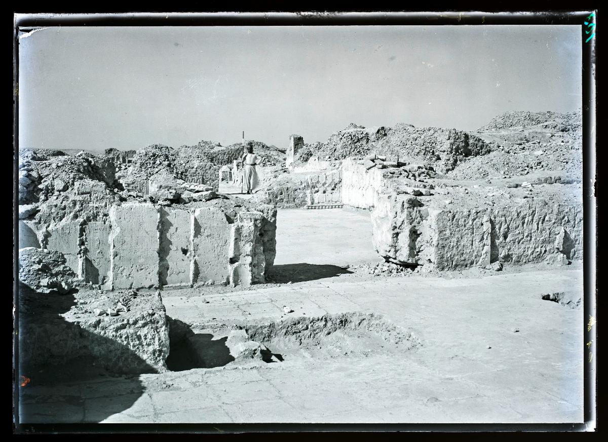 al-Dschausaq al-Chaqani, Thronsäle, Südwand des Hauptflügels