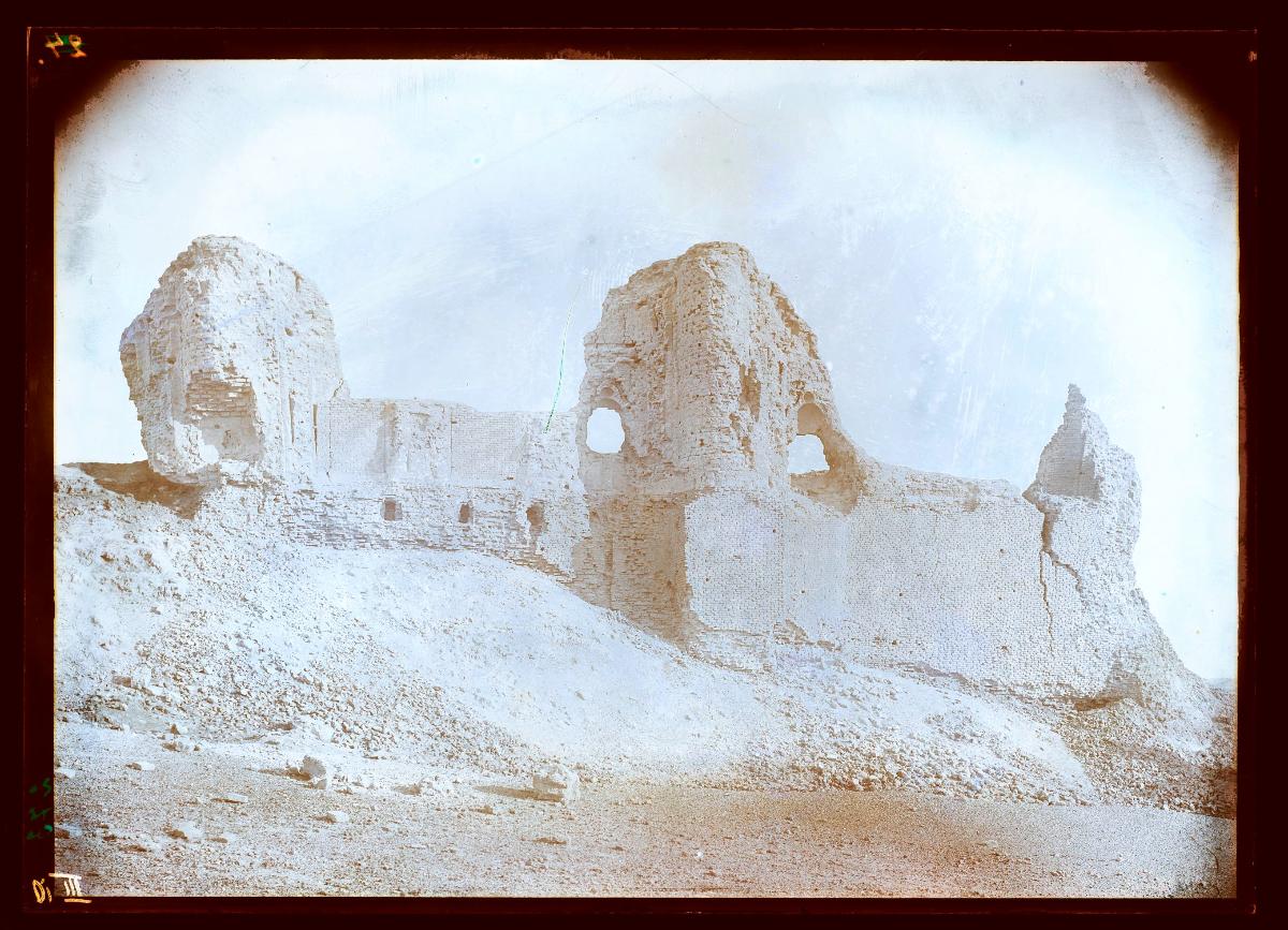 Qasr al-ʿAschiq, Südostecke von Süden