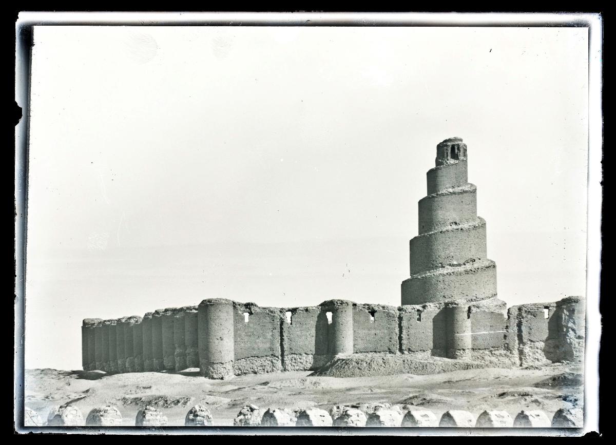 Große Moschee, Ansicht vom Expeditionshaus