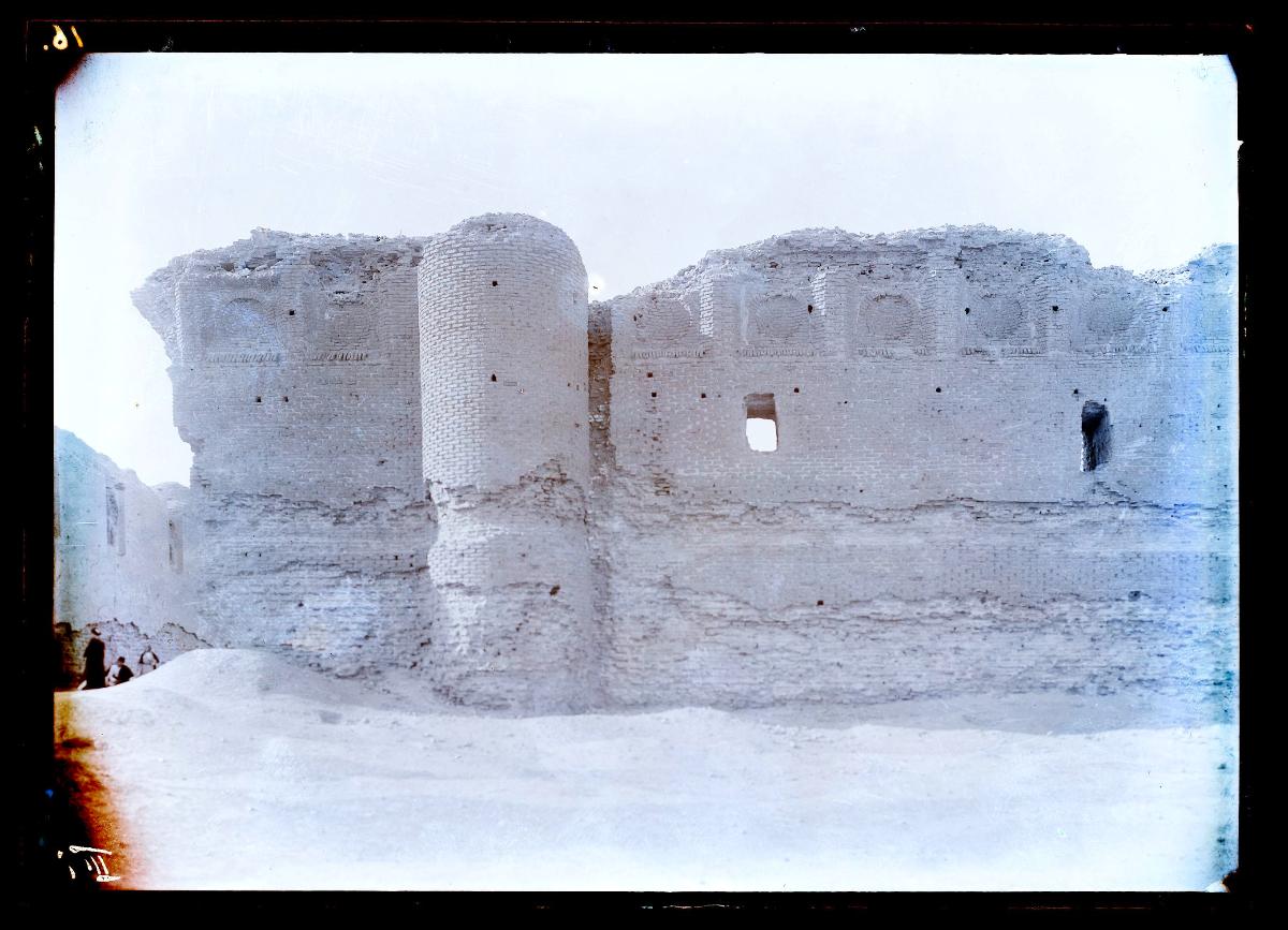 Große Moschee, Südwestecke von außen