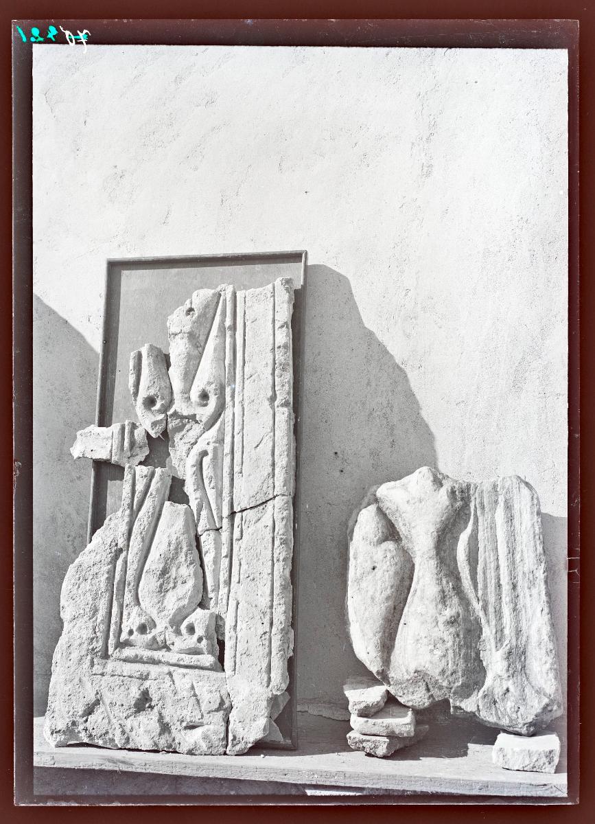 Prtivathäuser Stuck, Haus II, Zimmer 38 (Ornament Nr. 66)