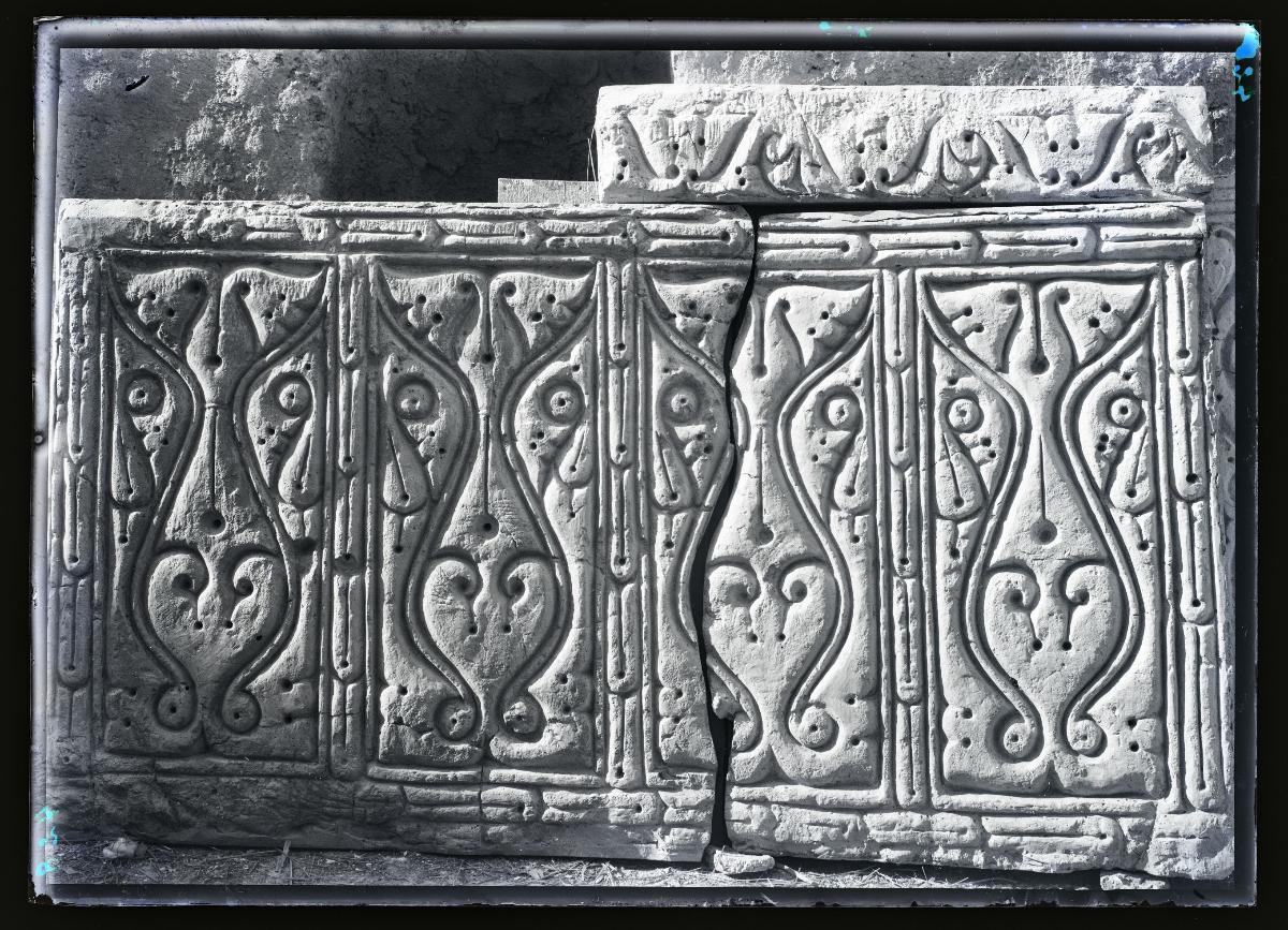 Privathäuser, Stuck, Haus XIV (Ornament Nr. 94)