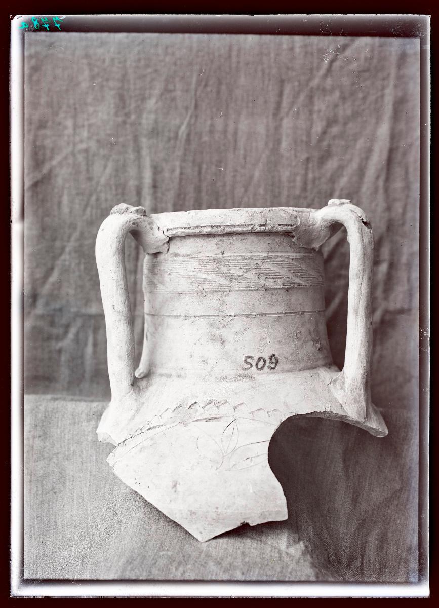 Keramik: Krugfragment, unglasiert (Samarra Grabungsnummer 509)