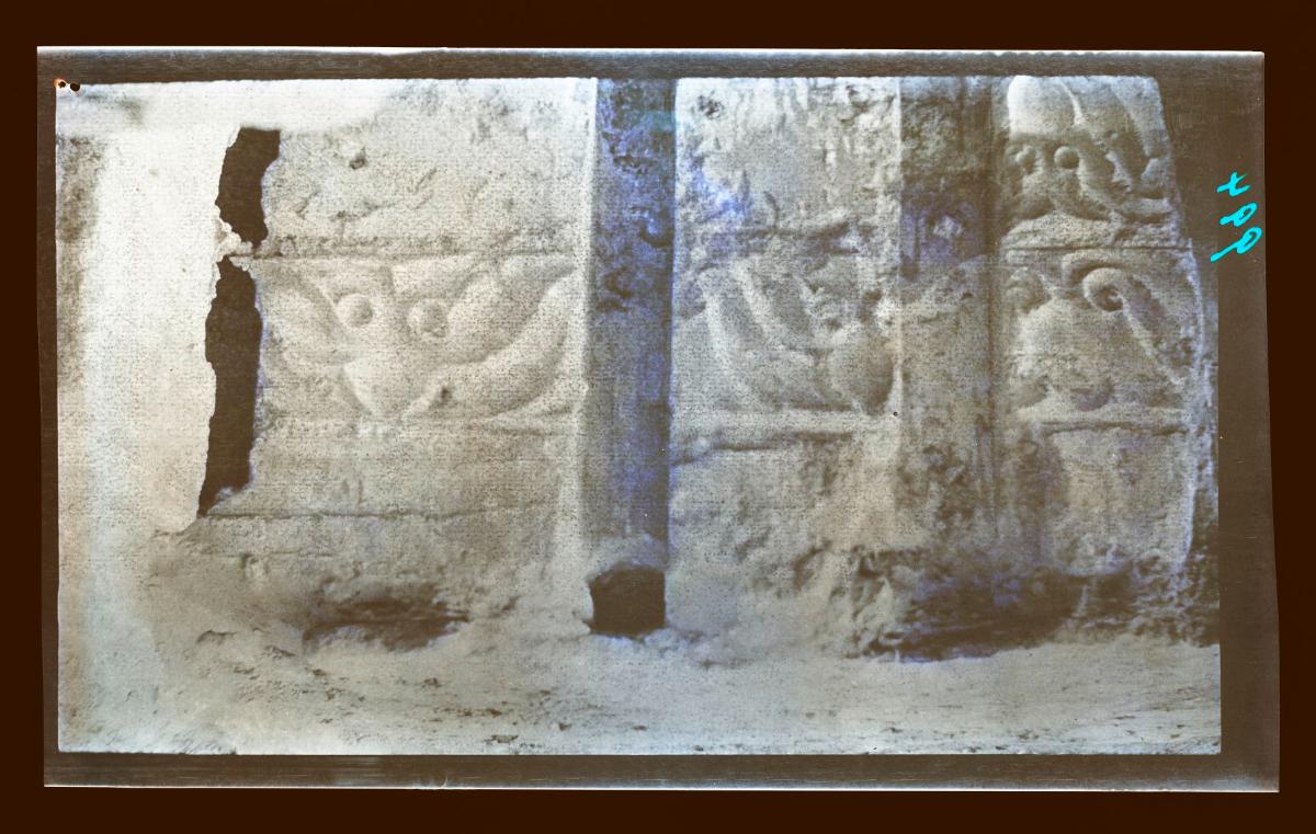 Grabung im al-Dschausaq al-Chaqani, Wasserleitung (Ornament Nr. 49)