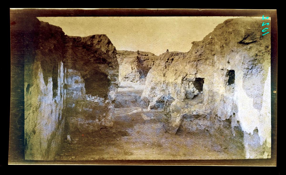 Grabung im al-Dschausaq al-Chaqani, Harem, östliche Nebenräume