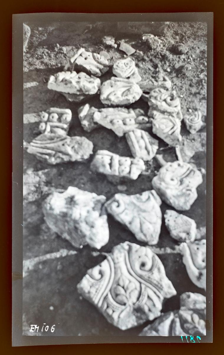 Privathäuser, Stuck, Haus VII, Zimmer 3 (Ornament Nr. 159, 160)
