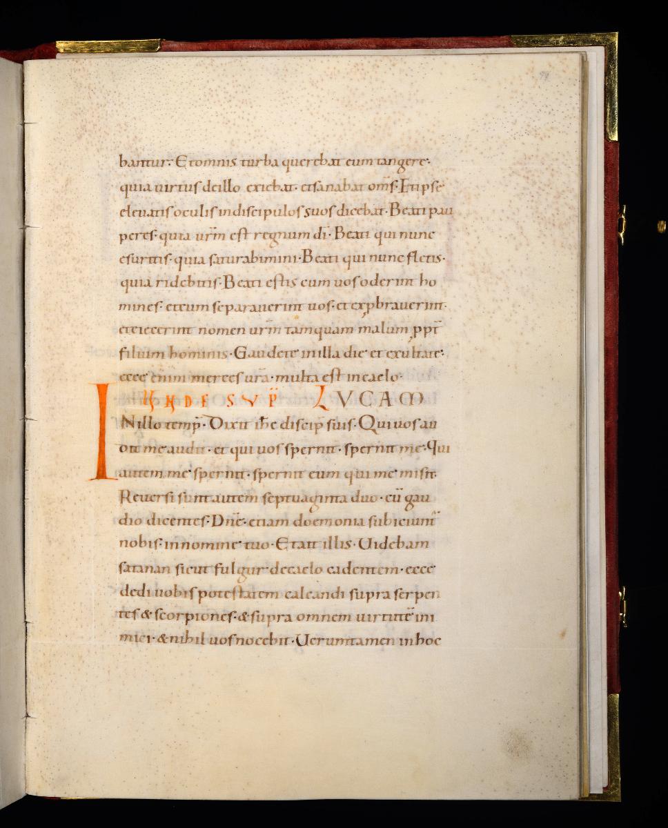 Evangelistar Heinrichs IV. (?), Textseite mit roter Textmarke I