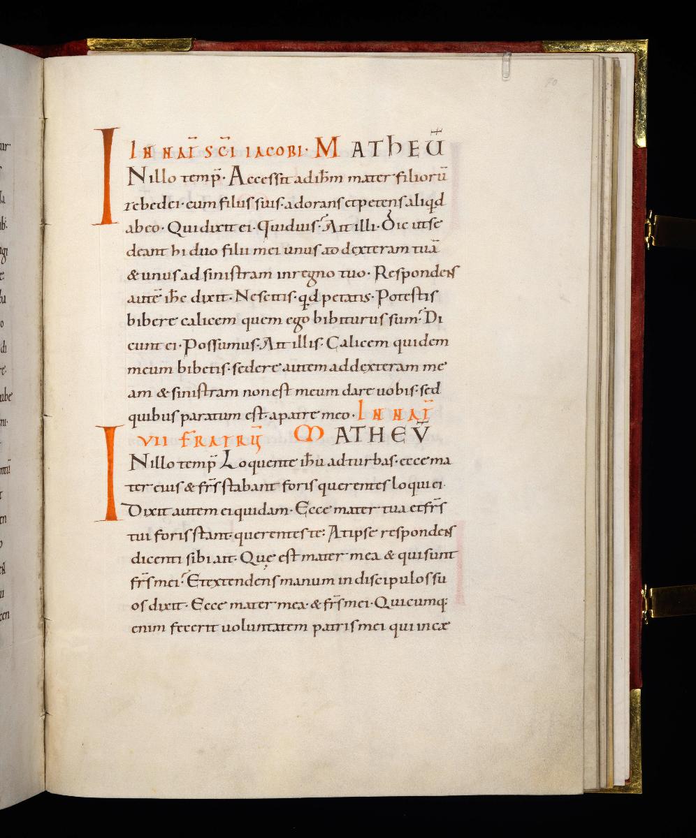 Evangelistar Heinrichs IV. (?), Textseite mit roten Textmarken I
