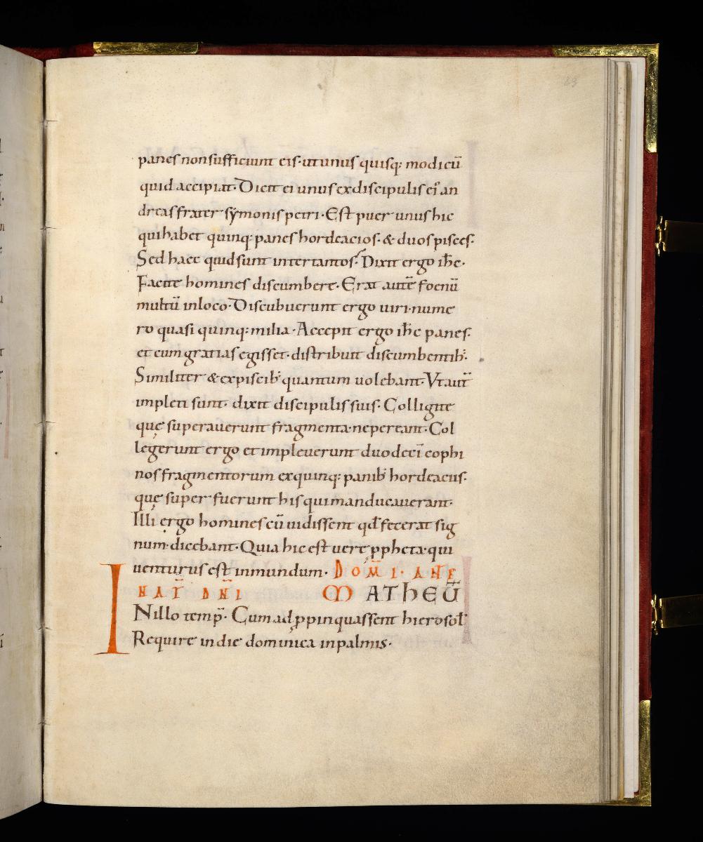 Evangelistar Heinrichs IV. (?), Textseite mit roter Textmarke I