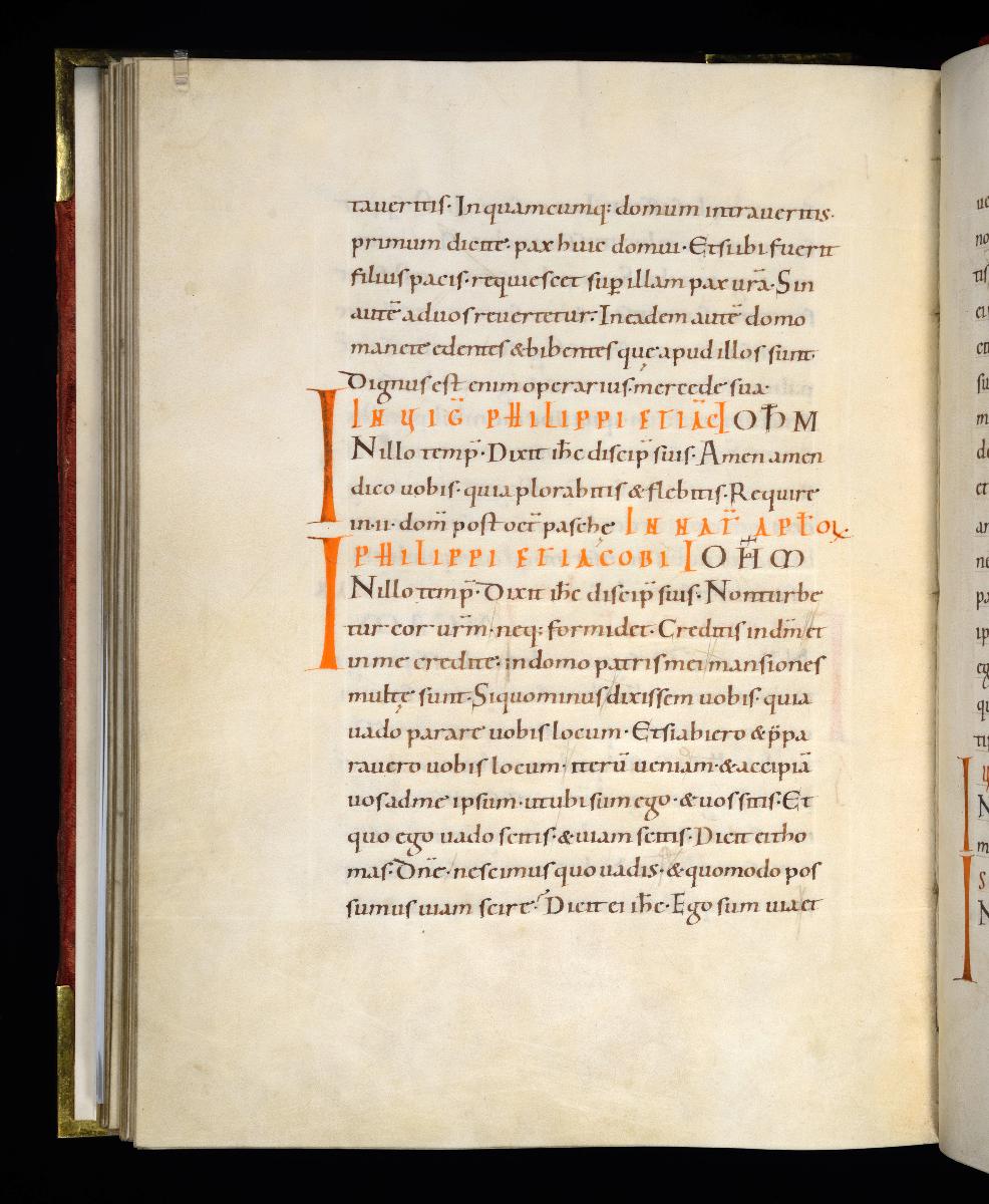 Evangelistar Heinrichs IV. (?), Textseite mit roten Textmarken I