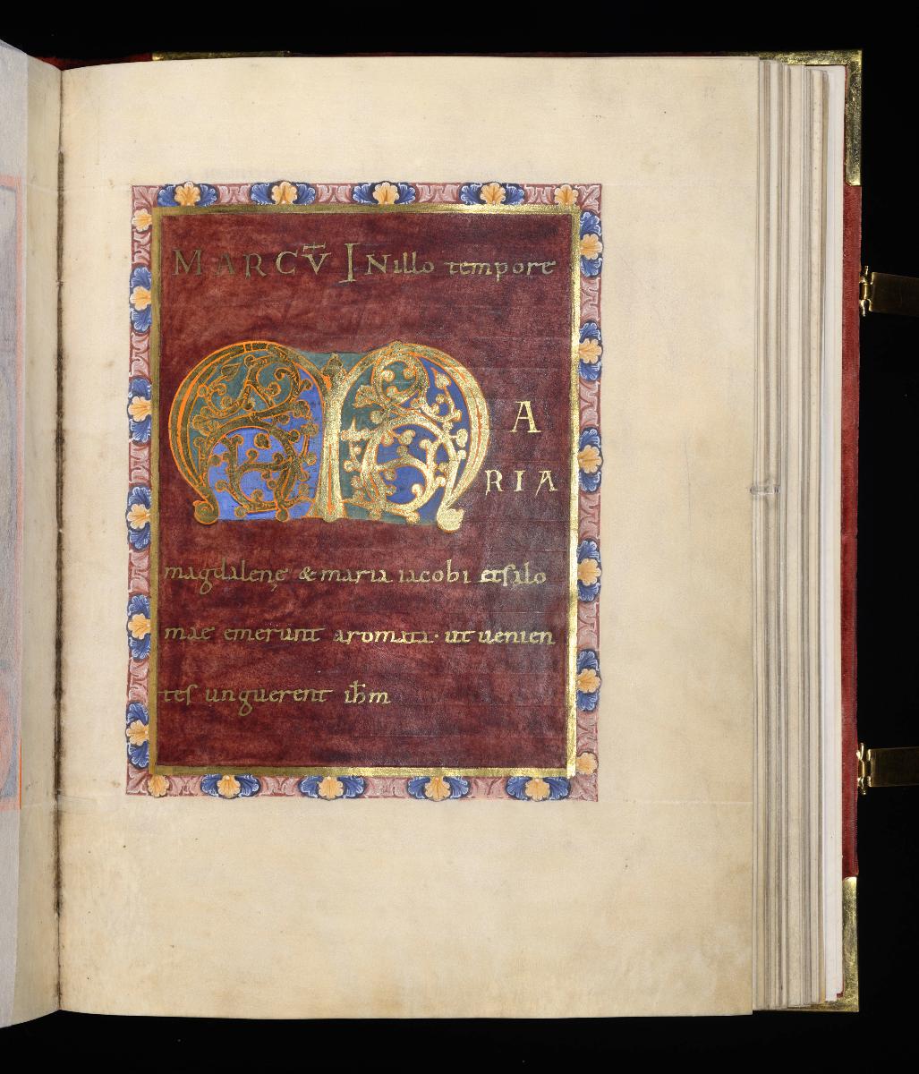 Evangelistar Heinrichs IV. (?), Zierseite zu Markus 16,1 mit Initiale M