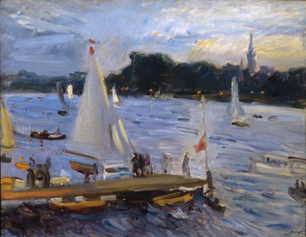Segelboote auf der Alster am Abend