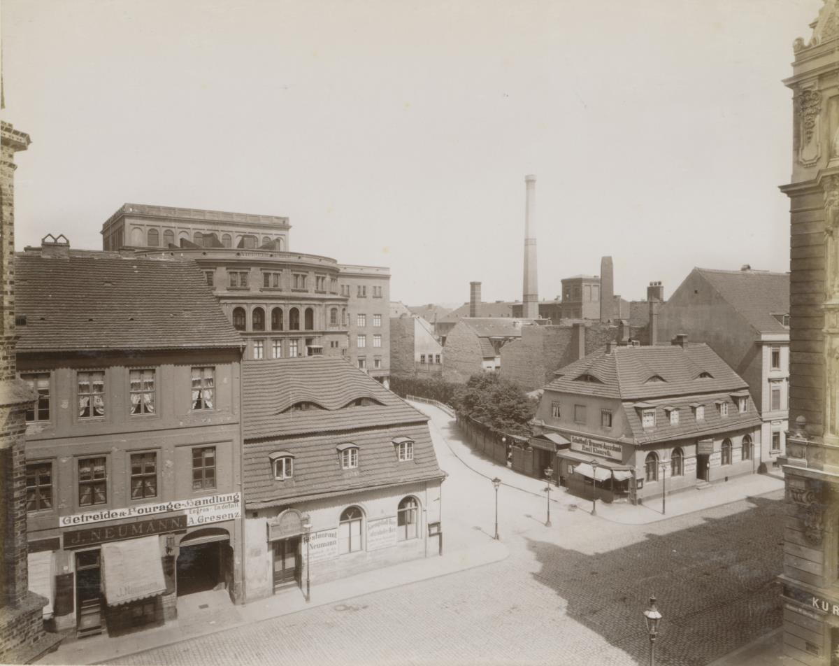Berlin, Münzstraße, Victoria Theater