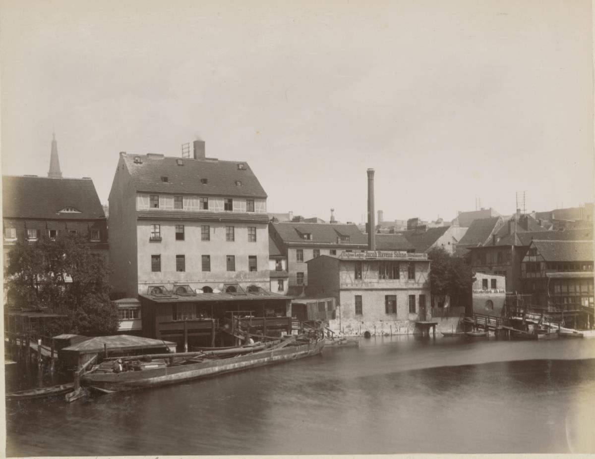 Berlin, Stralauer Straße, Spreeseite