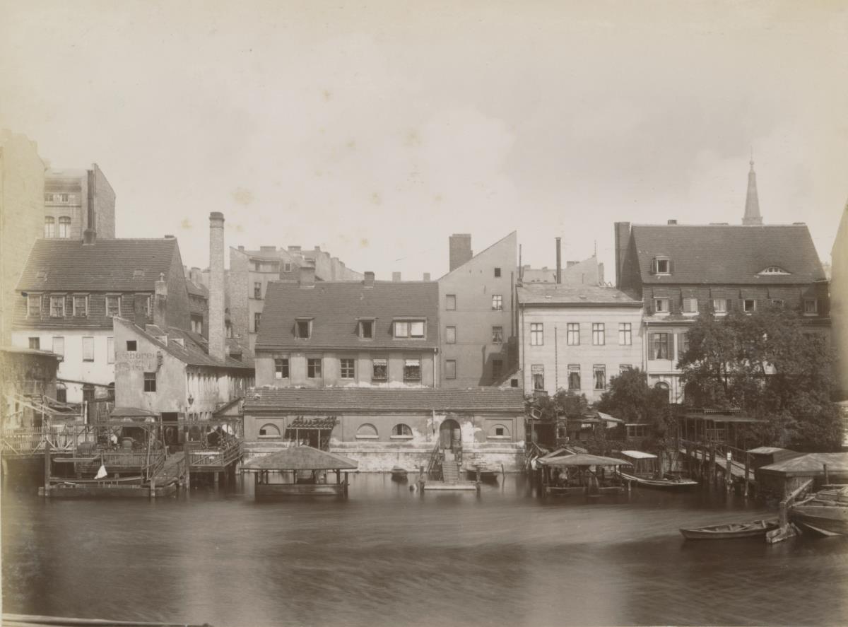 Berlin, Die Spreeseite der Stralauerstraße