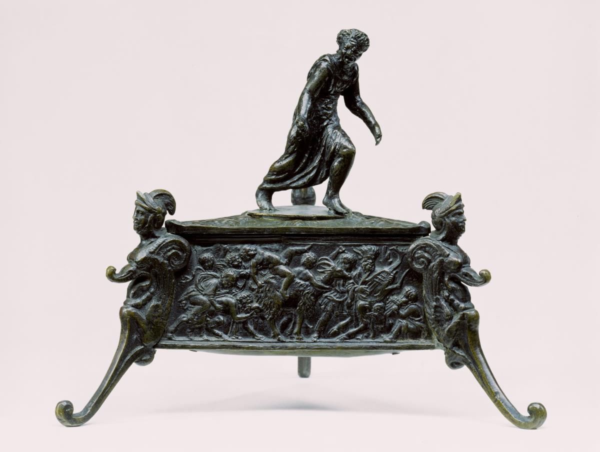 Tintenfass mit Deckelfigur