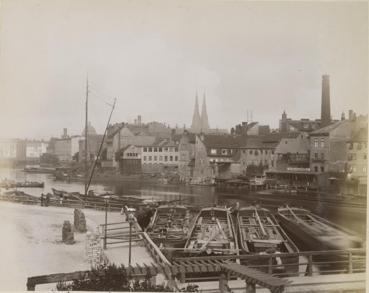 Berlin, Stralauer Straße, Spreeseite