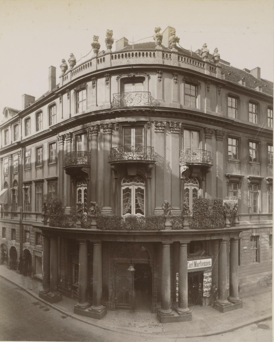 Berlin, Poststraße Ecke Mühlendamm, Ephraim Palais