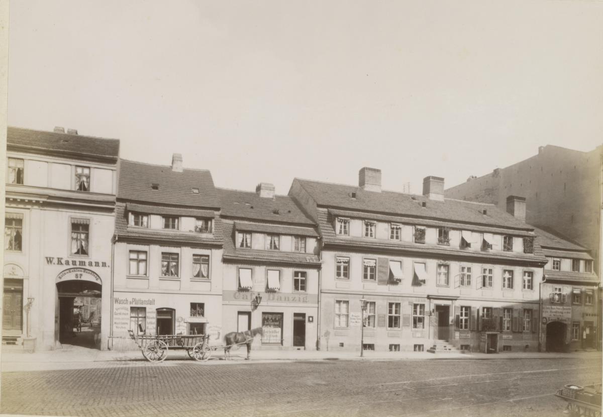 Berlin, Die Häuser Köpenickerstraße 87 bis 83