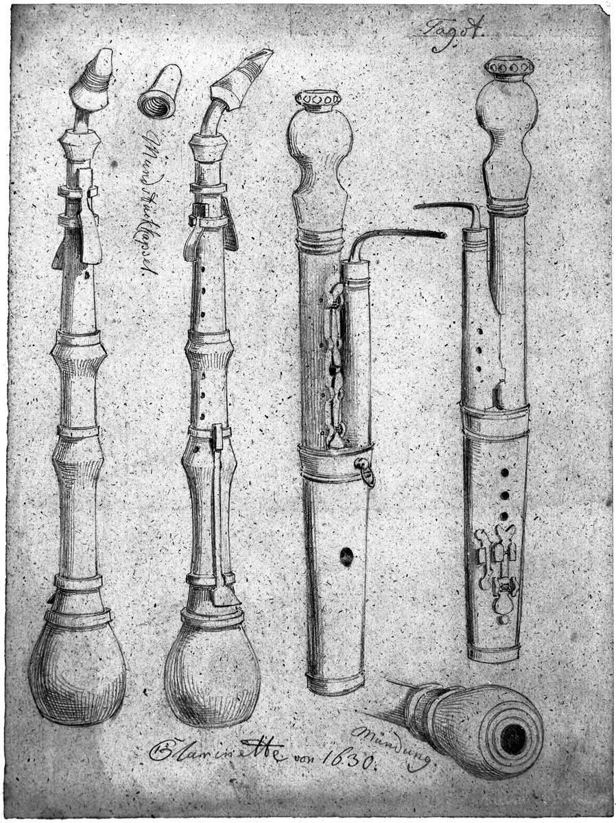 Klarinette und Mundstück-Kapsel von 1630 und Fagott mit Mündung