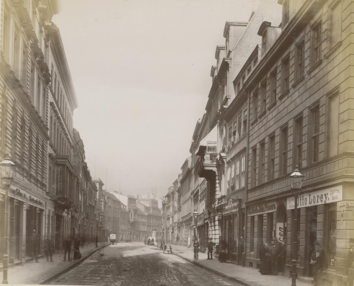 Berlin, Blick in die Brüderstraße von der Petrikirche