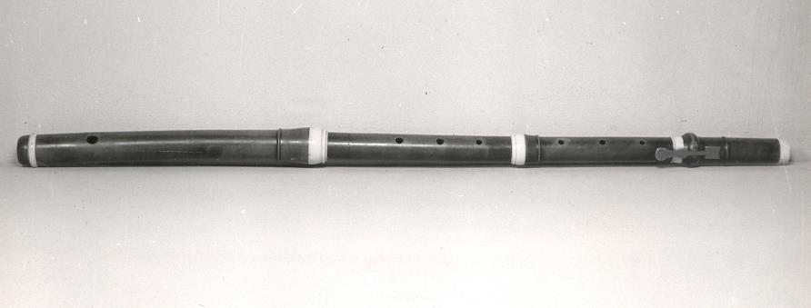große Quartflöte