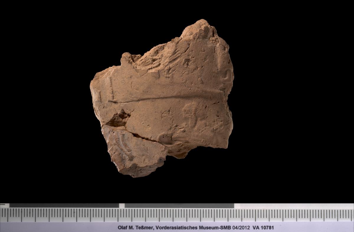 Tonverschlussfragment mit Siegelabrollung